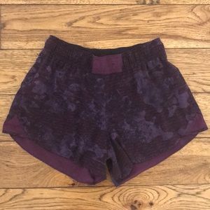 Lululemon Reversible Shorts Sz. 8